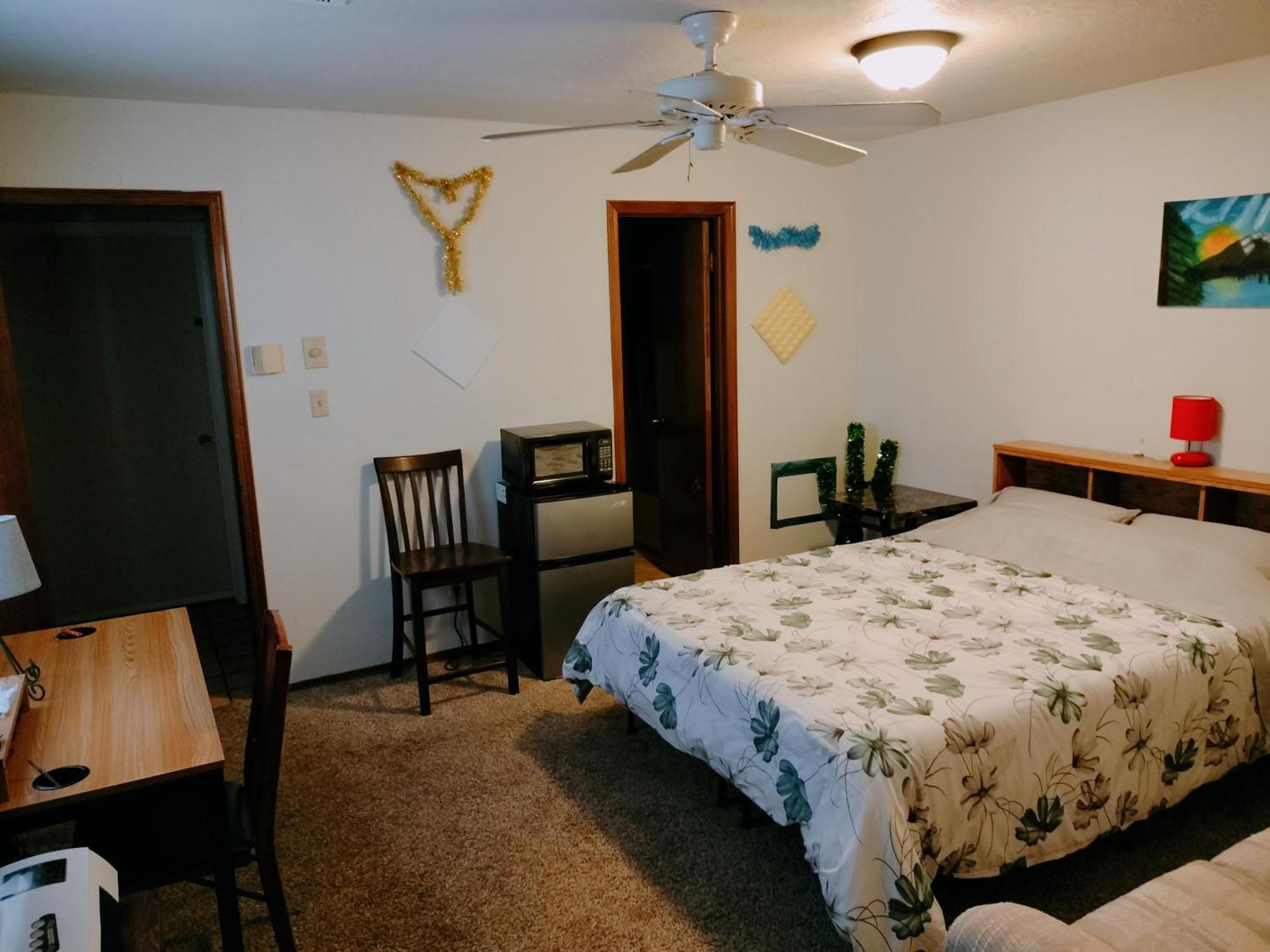 Golden Sunflower'S Apt B1 Лотон Экстерьер фото